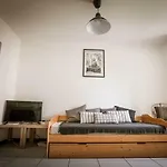 Chez Charlotte Place Haslinger